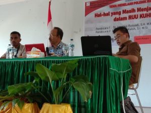 Read more about the article Menalaah Polemik RUU KUHP