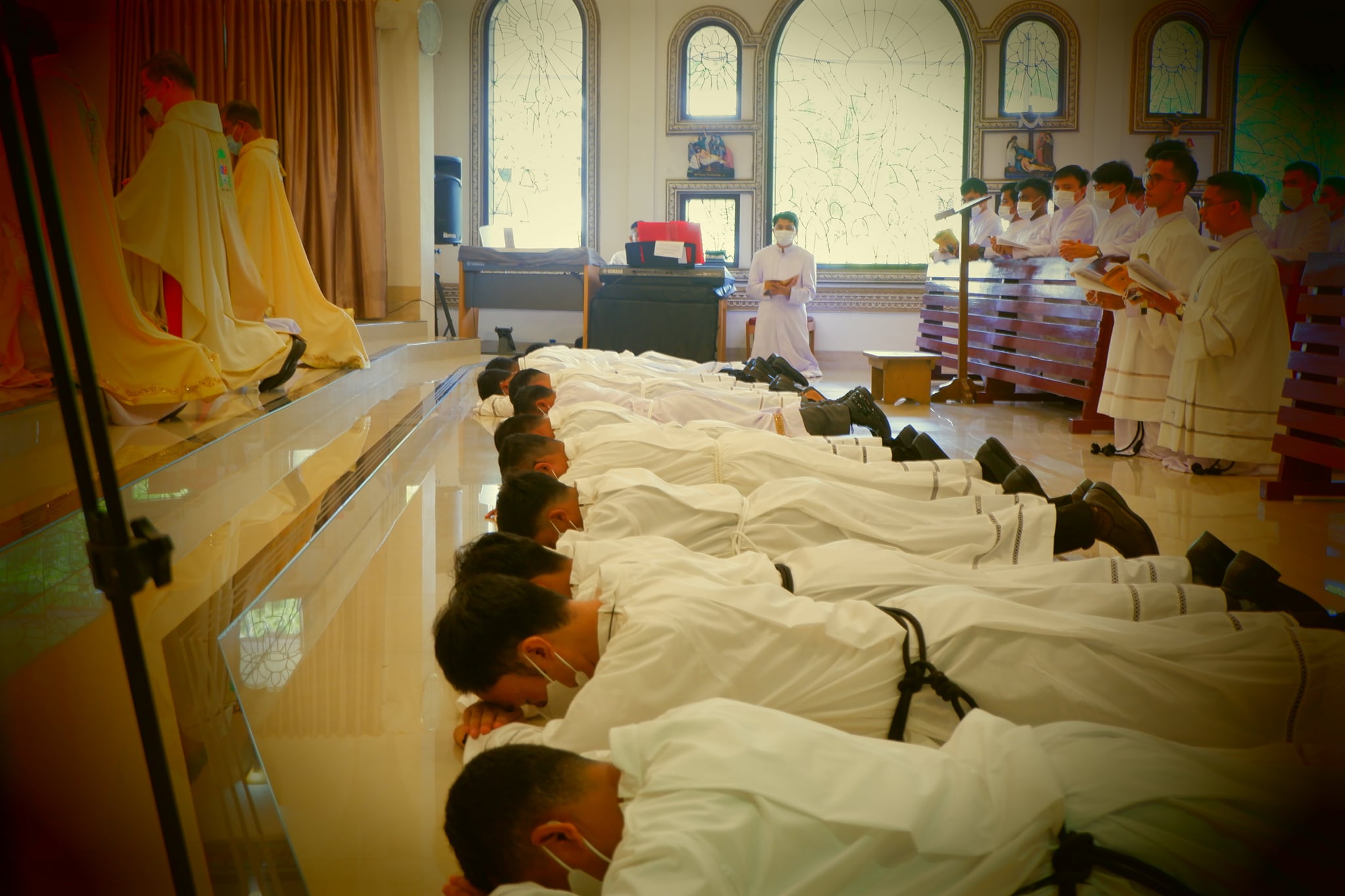 Read more about the article Tahbisan 12 Diakon