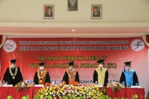 Read more about the article Wisuda Penuh Kebanggaan
