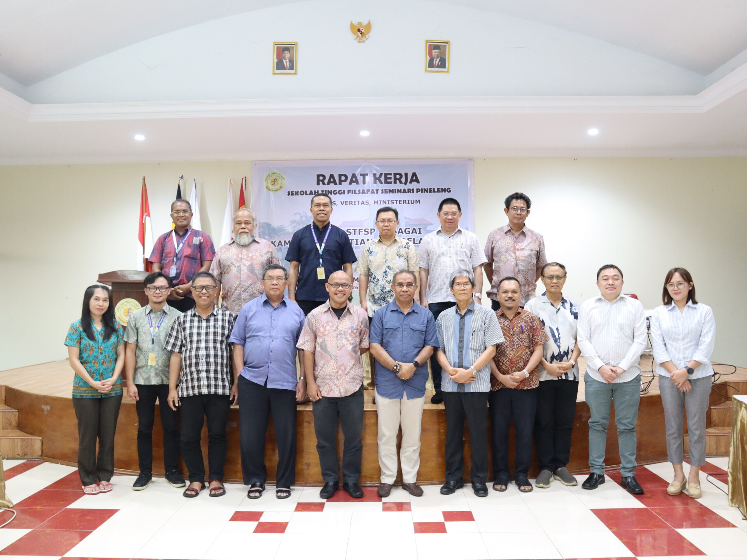 Read more about the article Rapat Kerja STFSP Dorong Transformasi Menjadi Kampus Penelitian dan Pelayanan Unggul