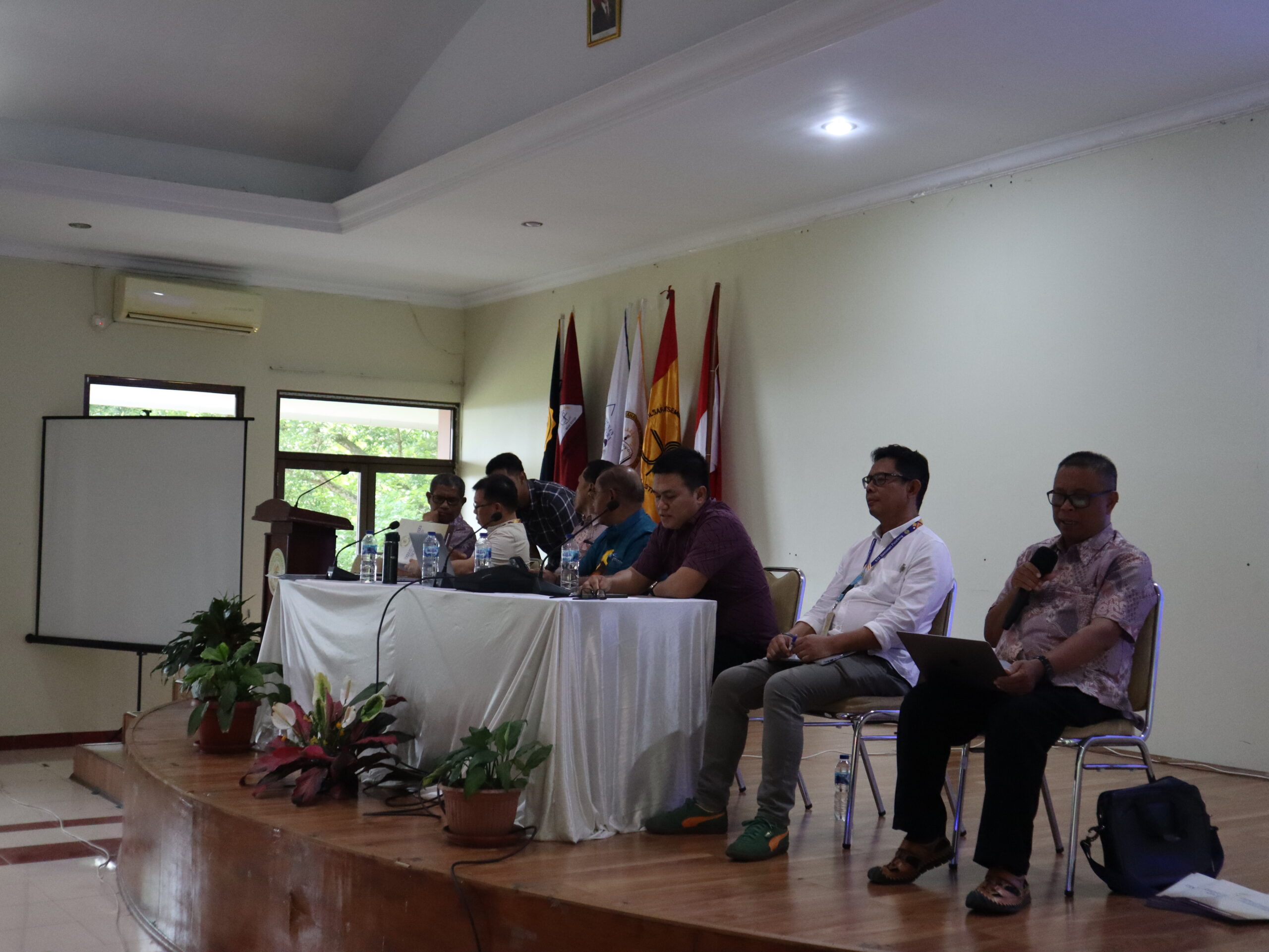 Read more about the article Dialog Dosen – Mahasiswa